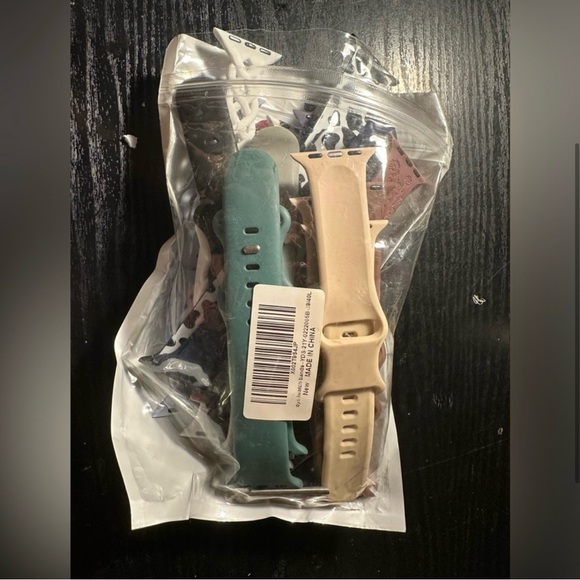 Apple Watch 3 + 15 Watch Bands - Picture 6 of 6